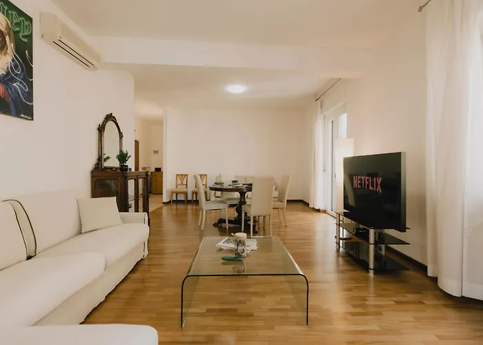 Arena Luxury דירה