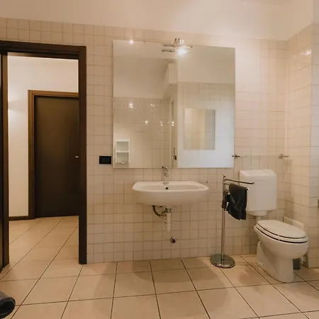 Arena Luxury * Verona